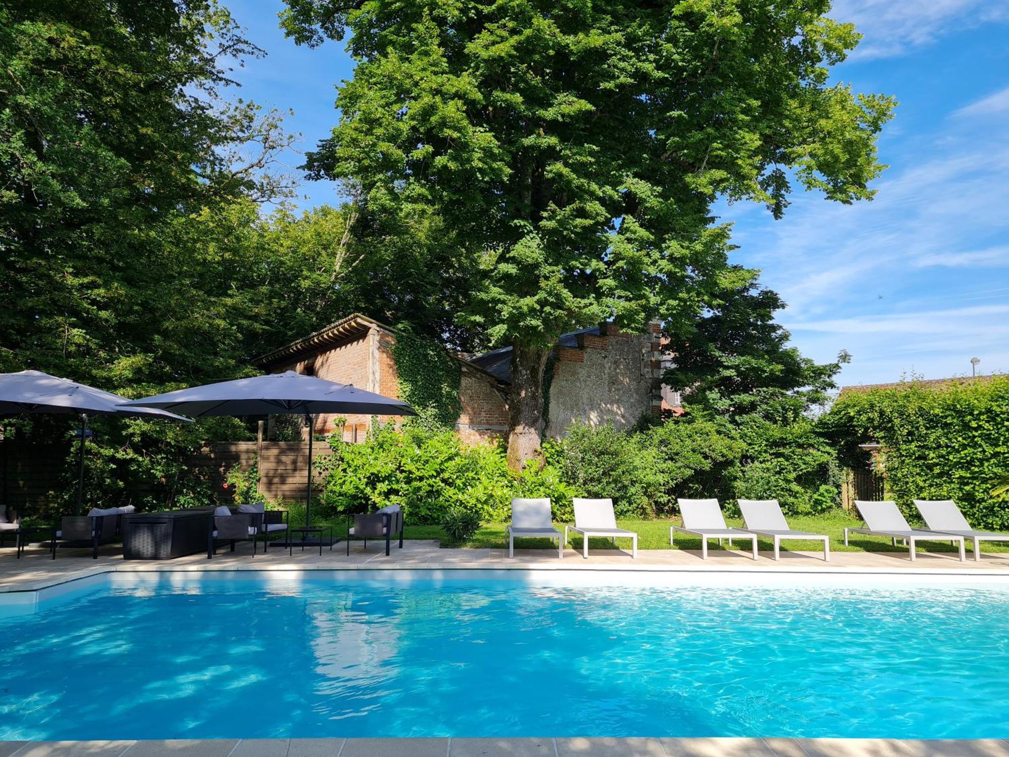 Bed and Breakfast Le Plessis Bbb Blois Exterior foto